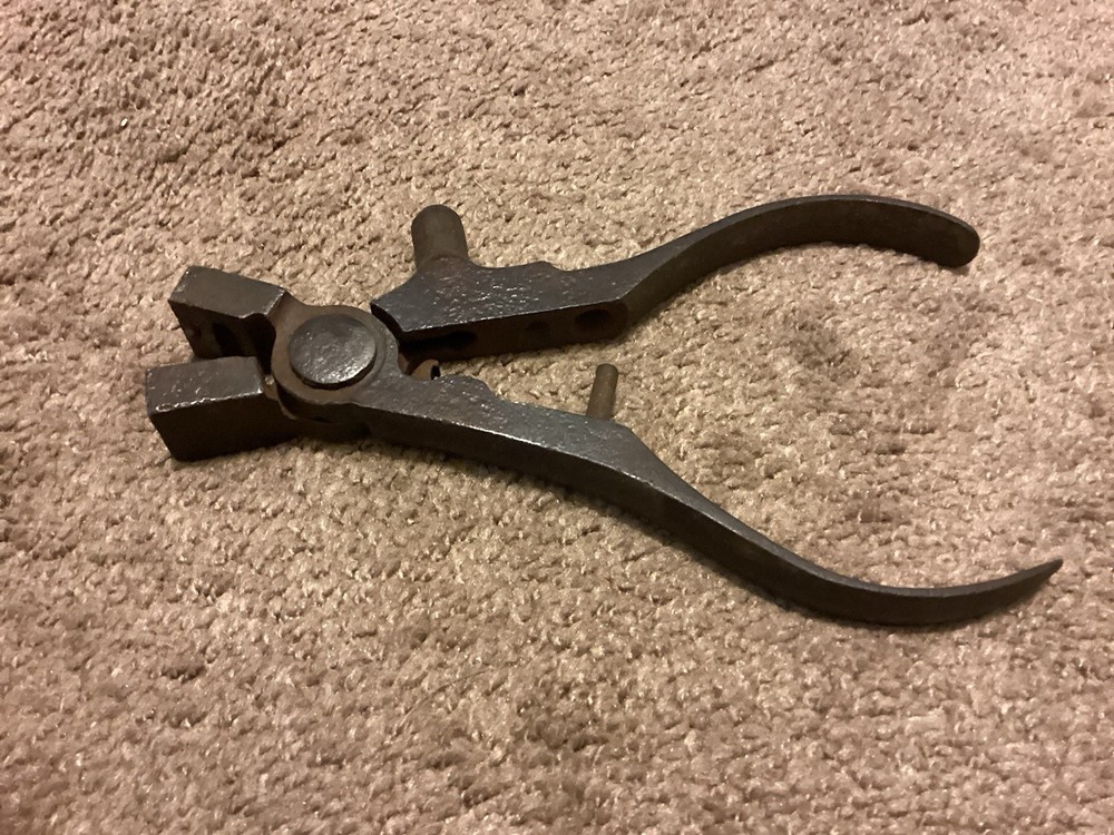 Vintage Antique Bullet Mold Tool