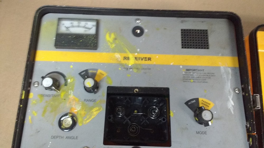 Vivax Metrotech VM-480B Split Box Pipe and cable locator, no cables