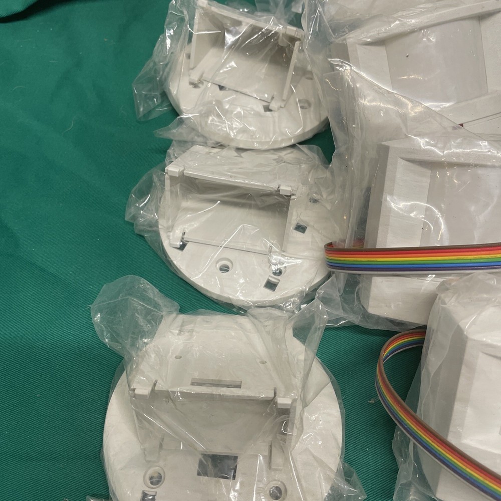 NEW (4) WATTSTOPPER CI-100VERSION 3 PIR OCCUPANCY SENSOR