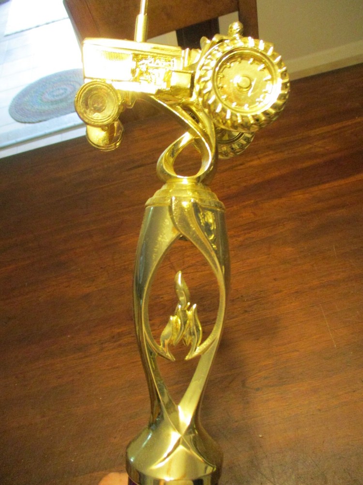 VINTAGE DATED TRACTOR PULLING TROPHY