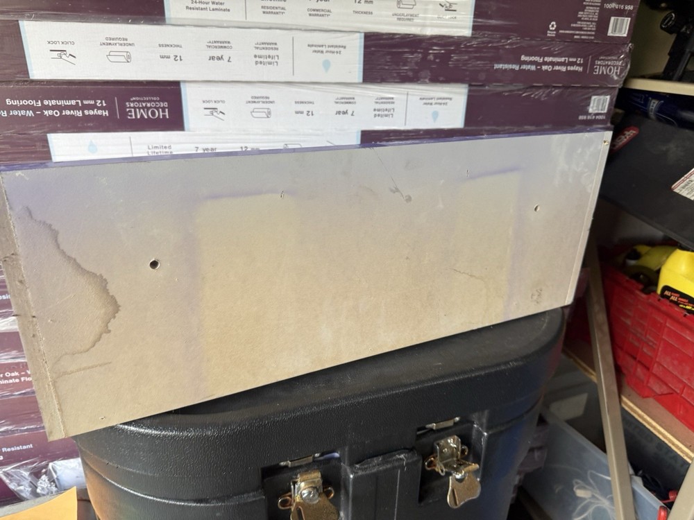 store display shelf container wall mounting clear front open Hanging Container