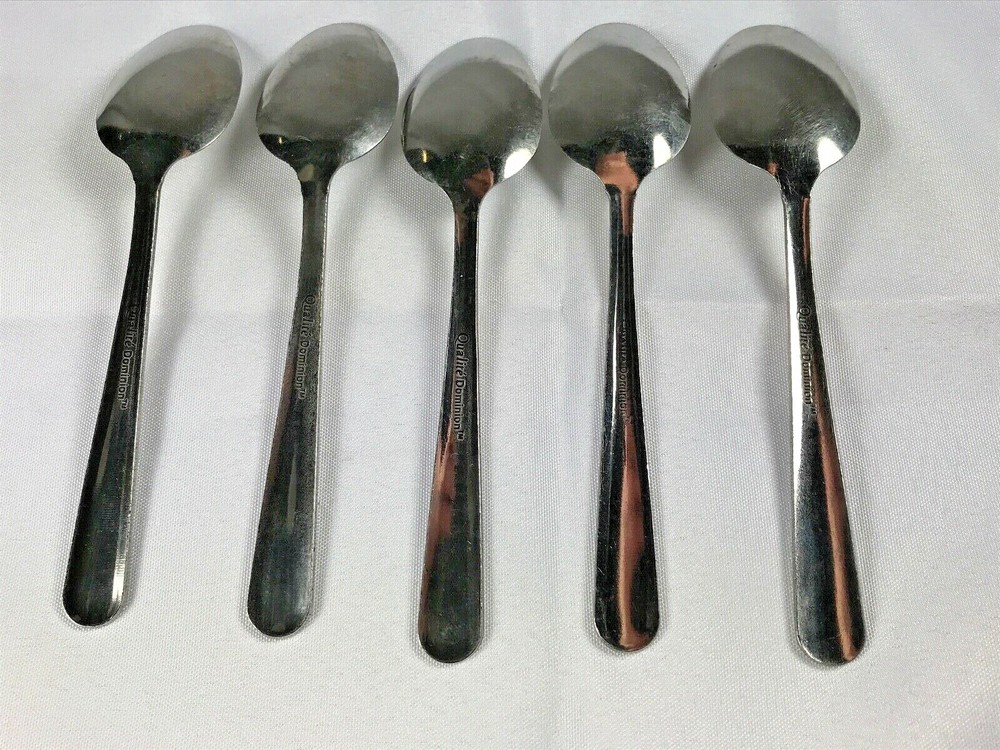 Set of 15 Qualite Dominion Silverware Dinner Flatware Serving for 5