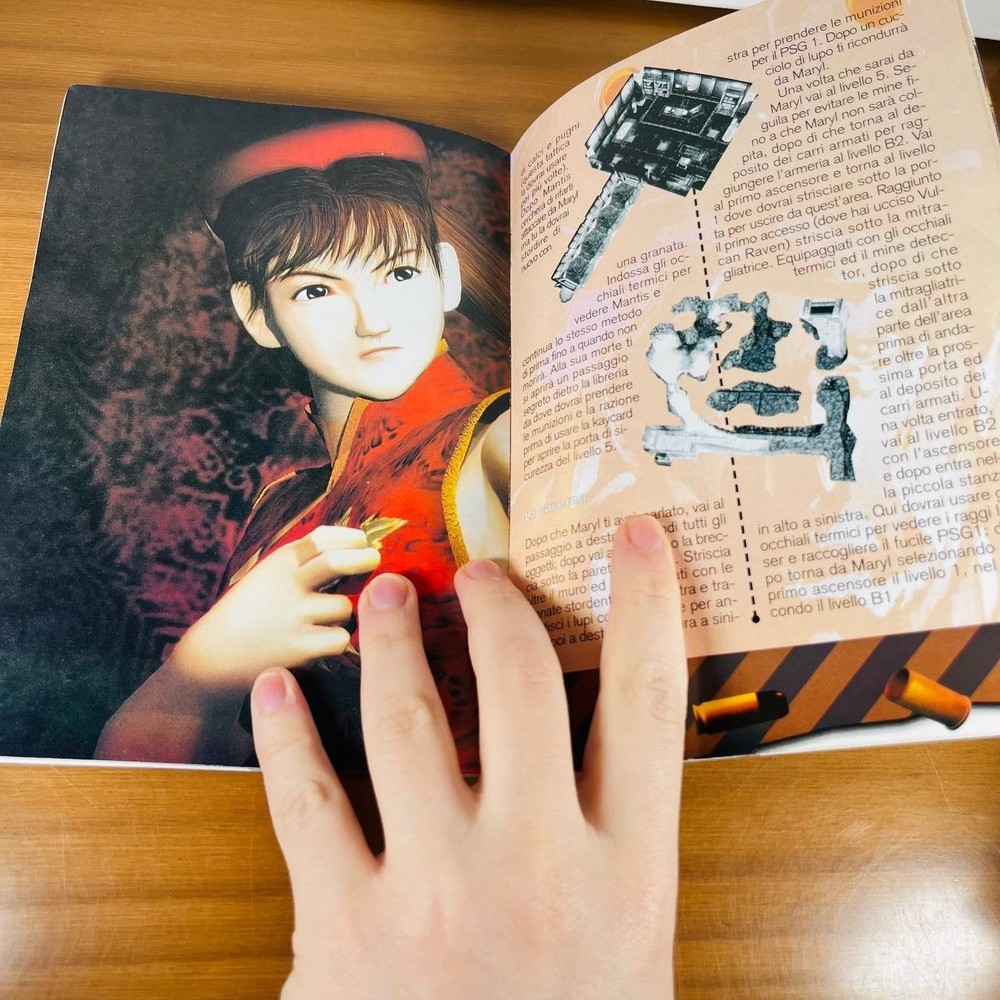 METAL GEAR SOLID GUIDE COMPLETE ITALIAN SOLUTION - FREE PS1