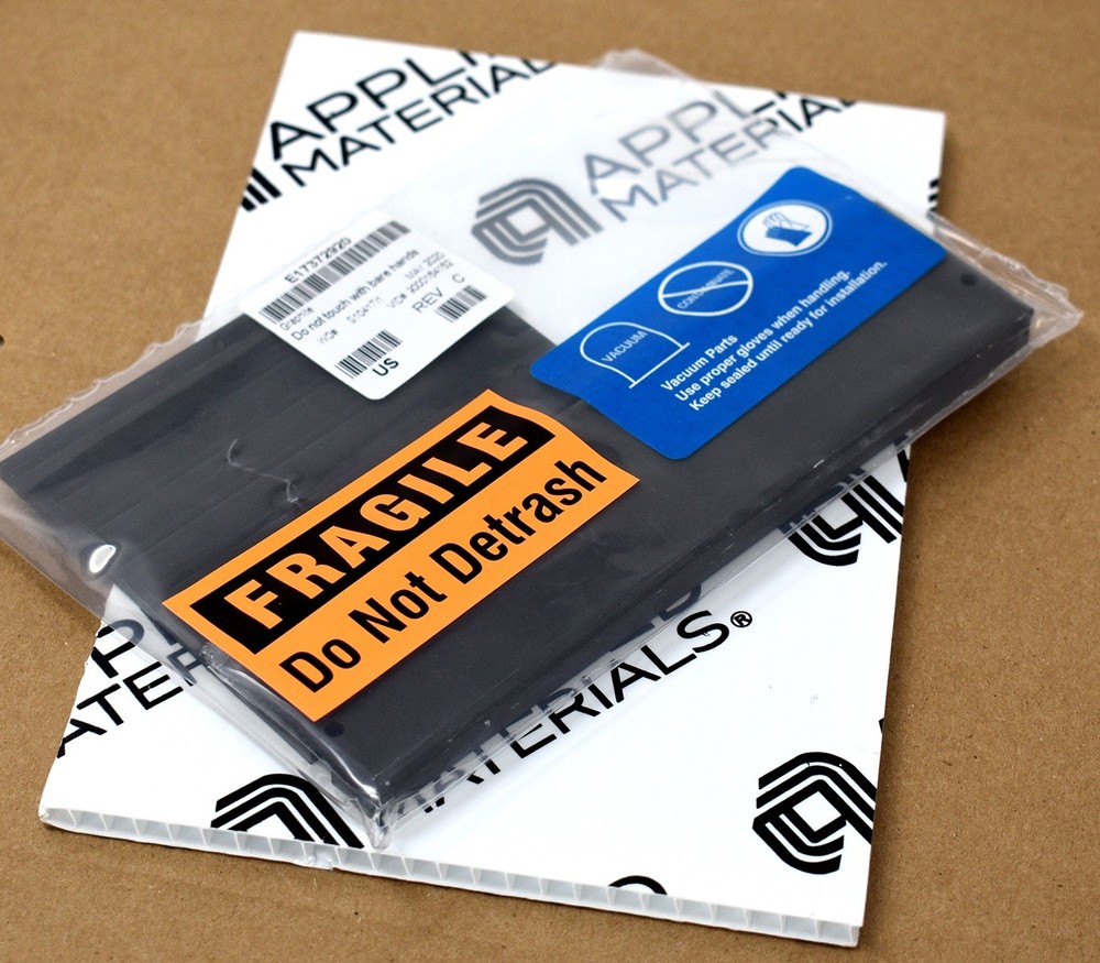 Applied Materials E17372920 L-Shape Graphite Plate | Electrode Suppression | New