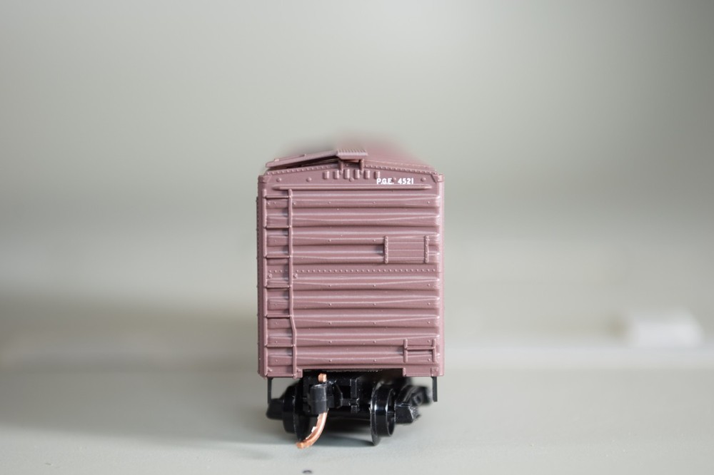 8312 N Scale Micro-Train PGE PACIFIC GREAT EASTERN 50' BOX CAR