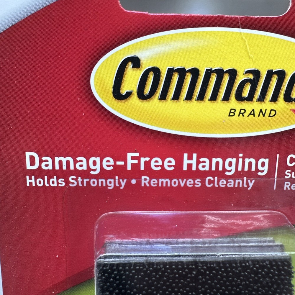 Command 3M Damage Free Large Picture Hanging Strips Black NIP {II}