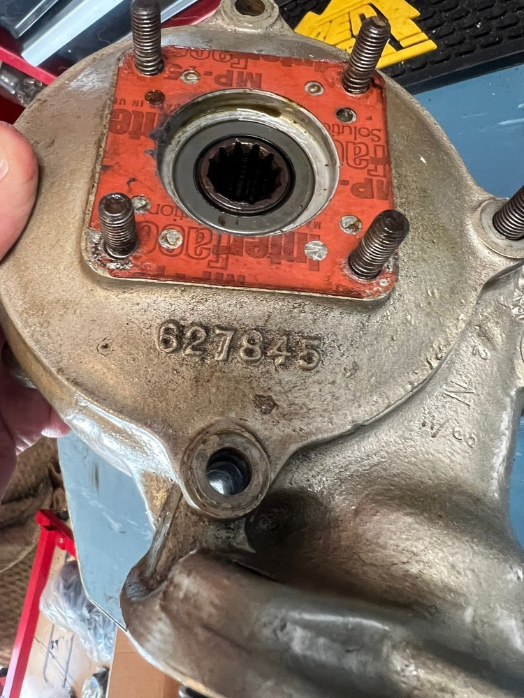 Continental O-300D Cessna 172G Starter Adapter.