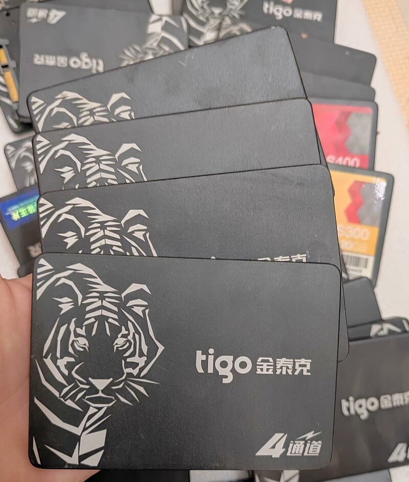 5/10Pcs 2.5in SSD Solid State Drive 480/512GB(Random) Laptop Desktop PC