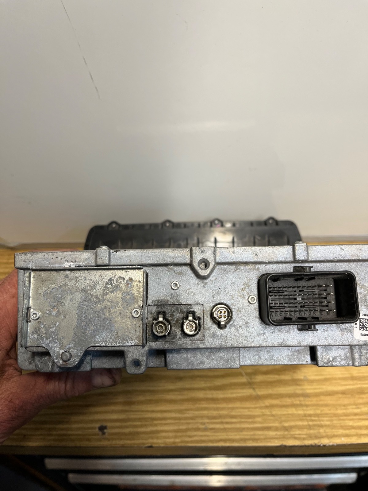 19-23 HARLEY TOURING OEM BOOM BOX GTS RADIO TOUCHSCREEN 6.5" 76000783 *