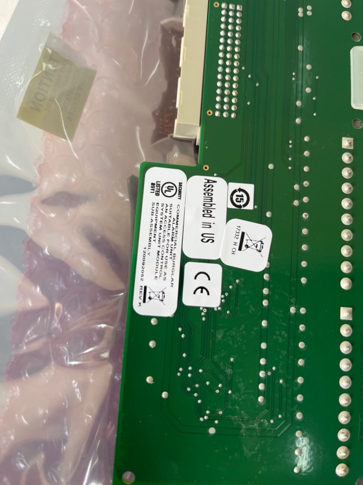 UTC FIRE & SECURITY 110071001 OUTPUT MODULE * NEW IN THE BOX"