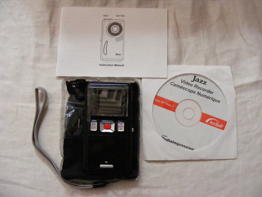 Vintage Jazz DV150 Video Recorder w/Pouch Instructions CD & Extra Strap