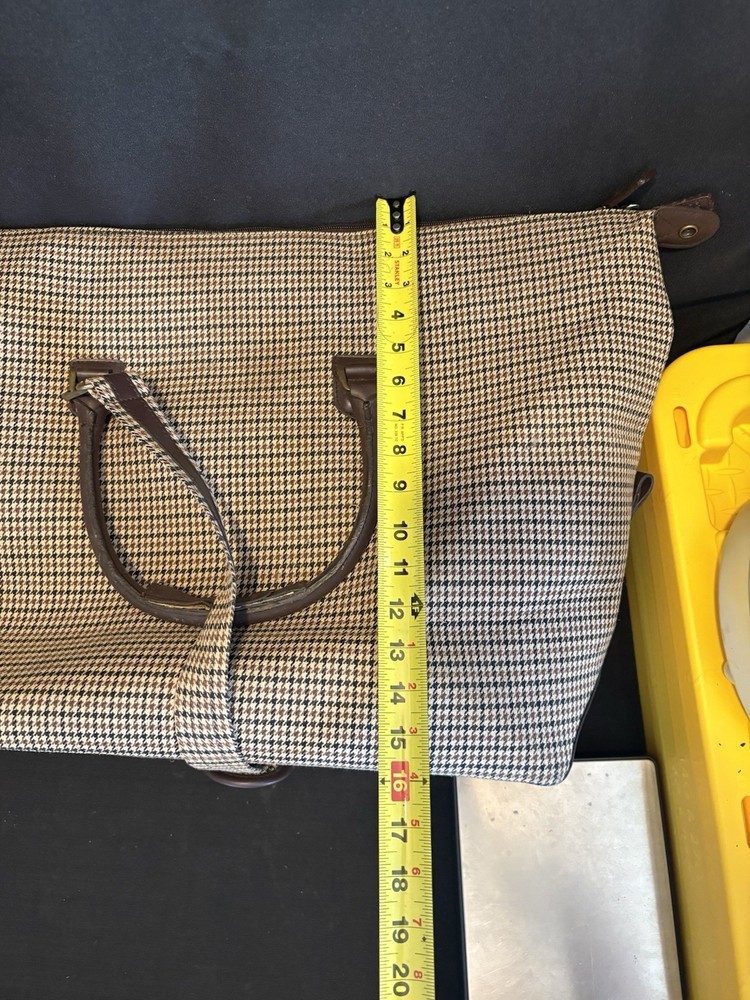 Chaps brand houndstooth weekender / duffel bag READ DESCRIPTION!