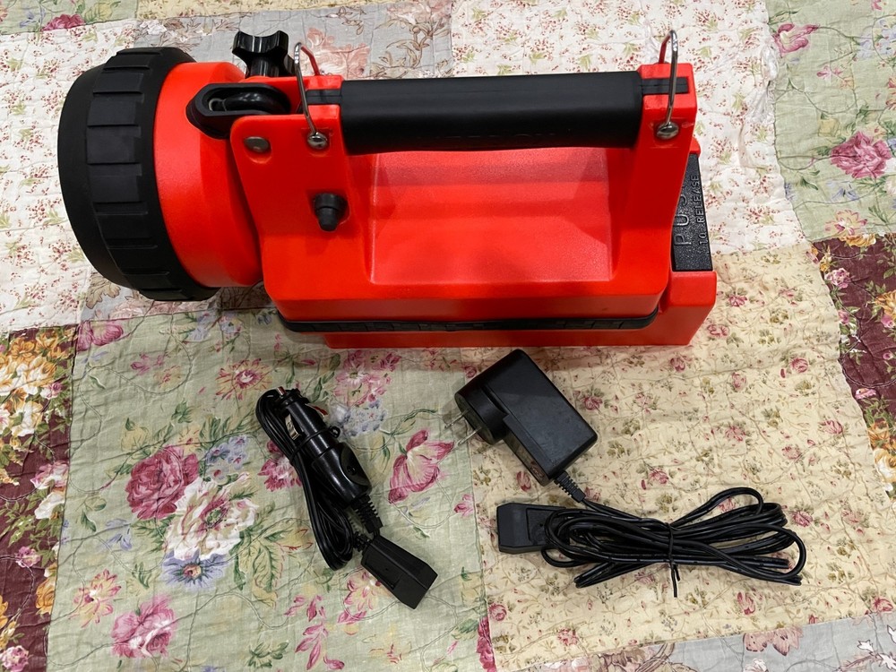 Streamlight Litebox Flashlight With Docking Station, Wall Plug Cable & Car Cable