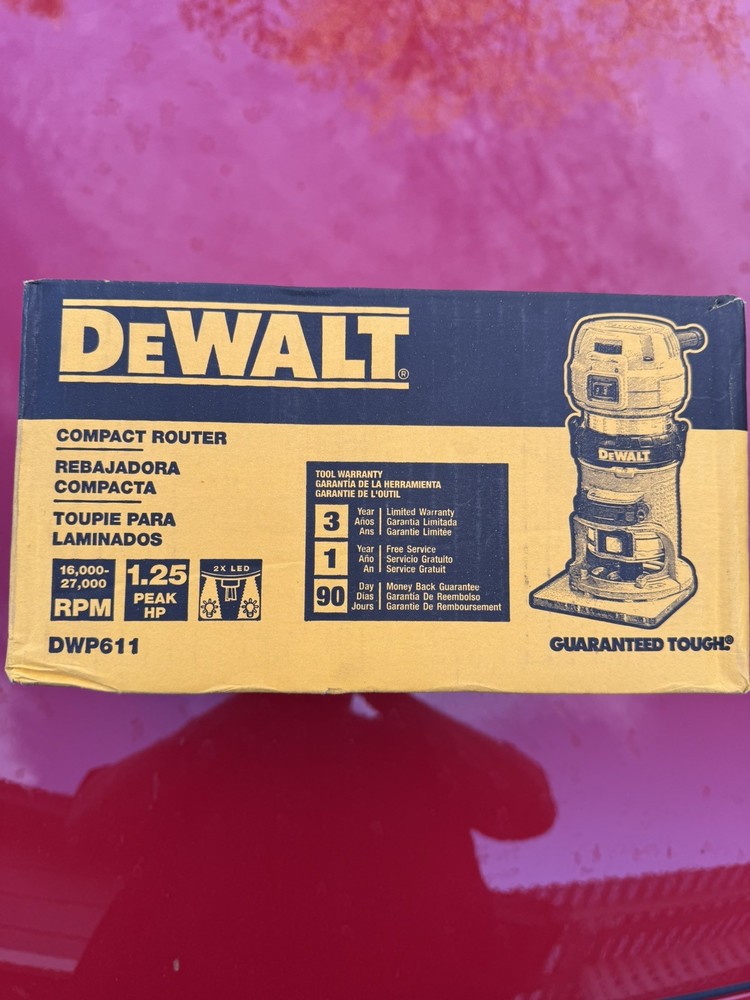 DEWALT DWP611 Fixed-Base 1-1/4-HP Max Torque Variable Speed Compact Router