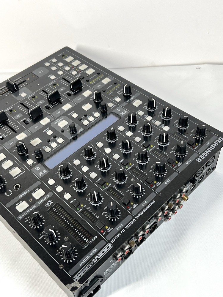 Behringer DDM4000 Professional Digital DJ Audio Mixer