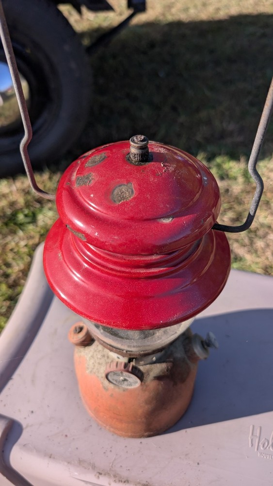 Vintage Coleman Lantern 200A- 1957 Model with Globe#2