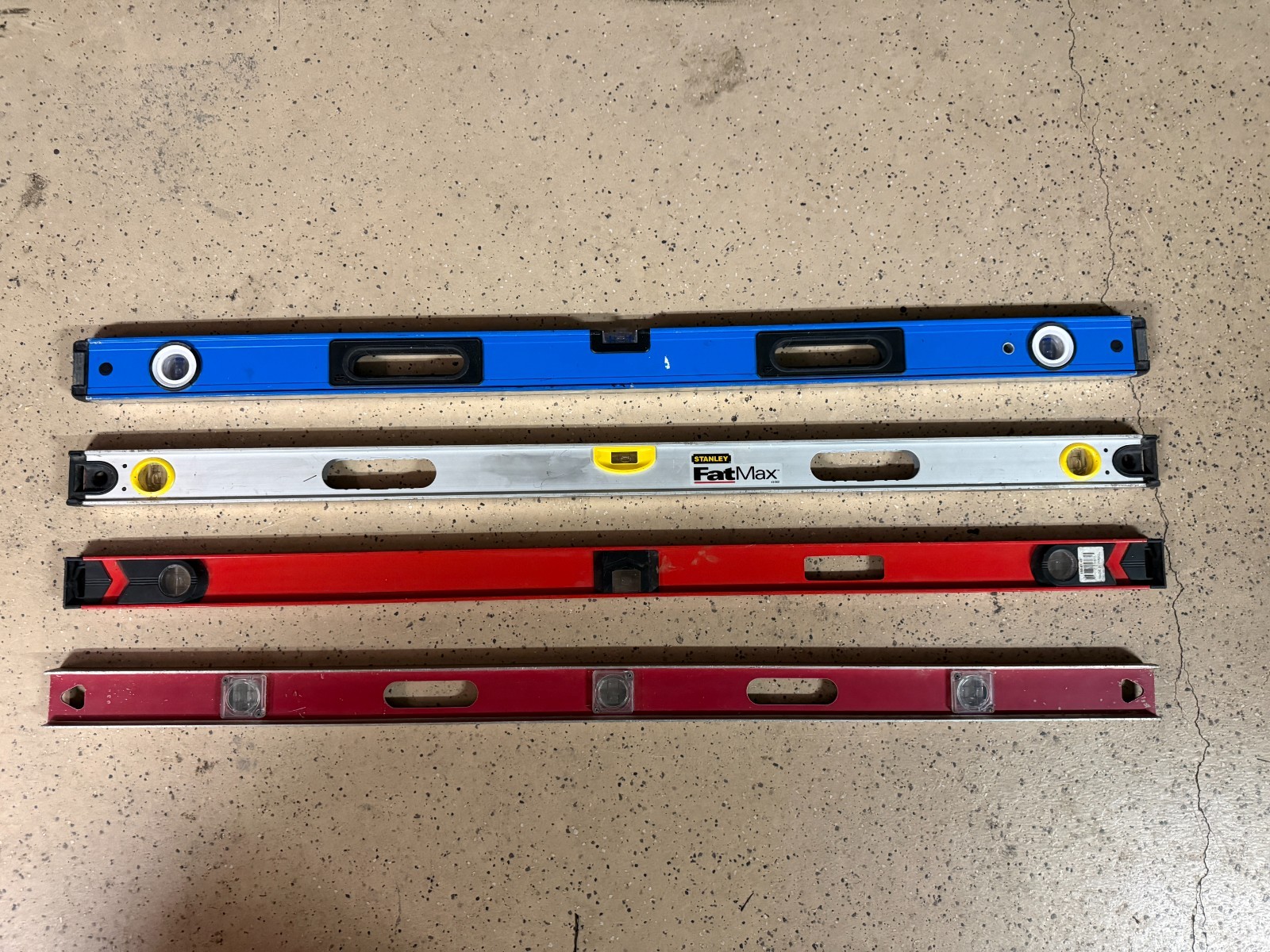 (4) Carpentry Levels Bostich Johnson Empire Stanley 12" 16" 24" Good Condition