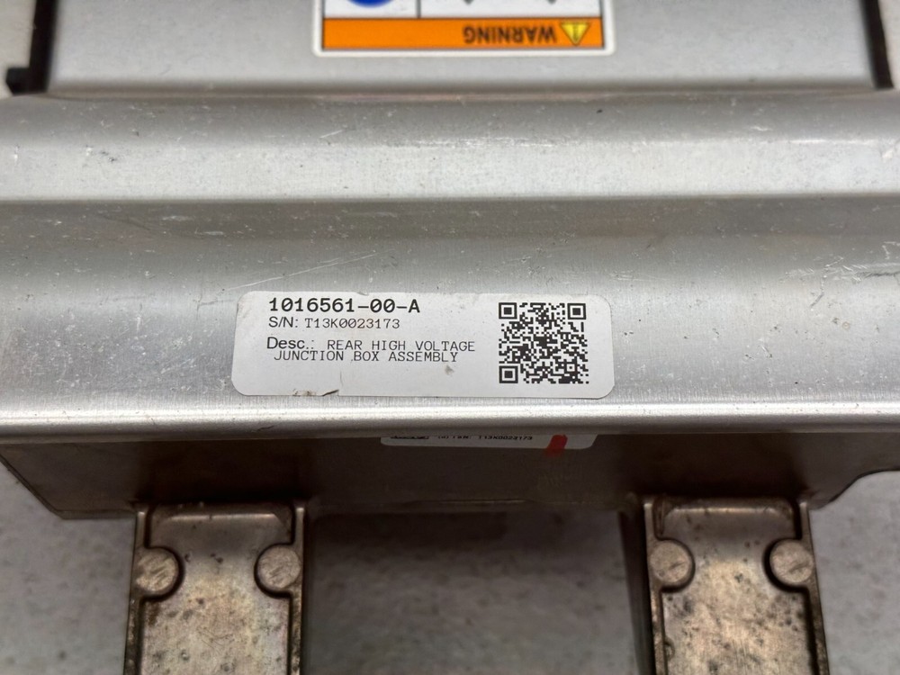2012-2016 TESLA MODEL S REAR HIGH VOLTAGE JUNCTION BOX ASSEMBLY OEM