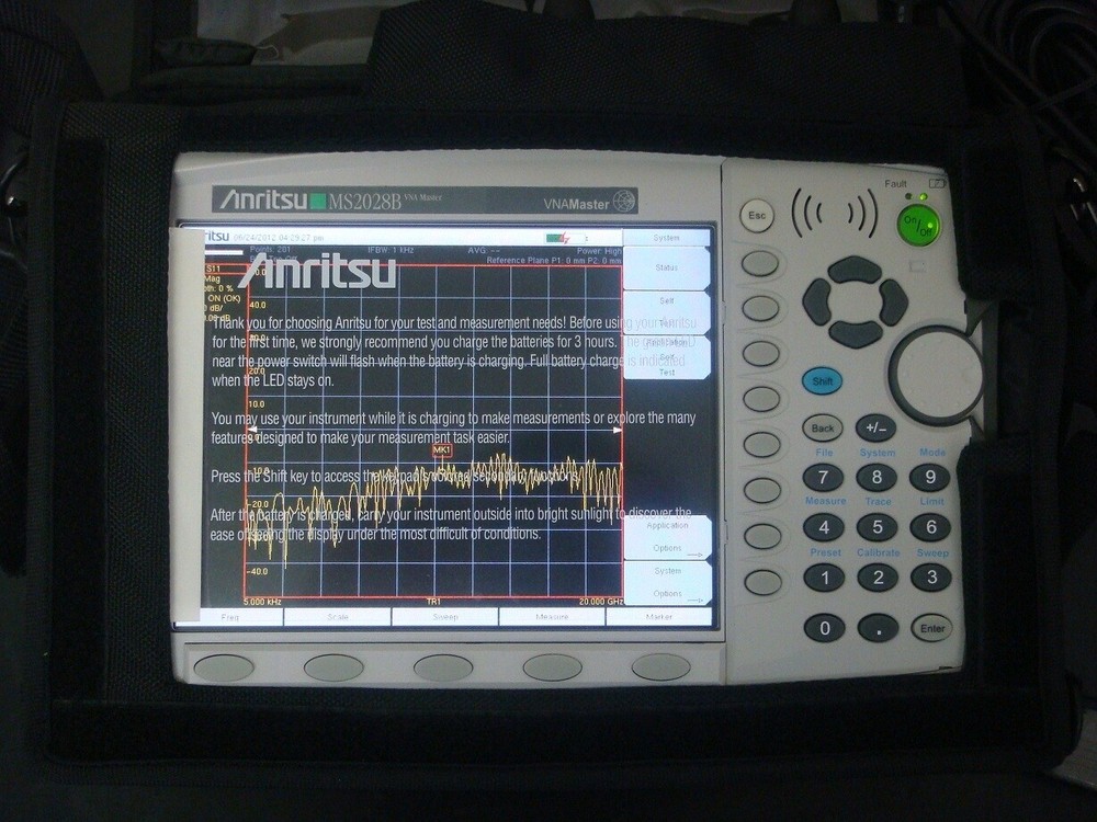 ANRITSU MS2028B 5 kHz - 20 GHz Handheld VNA Master Vector Network Analyzer