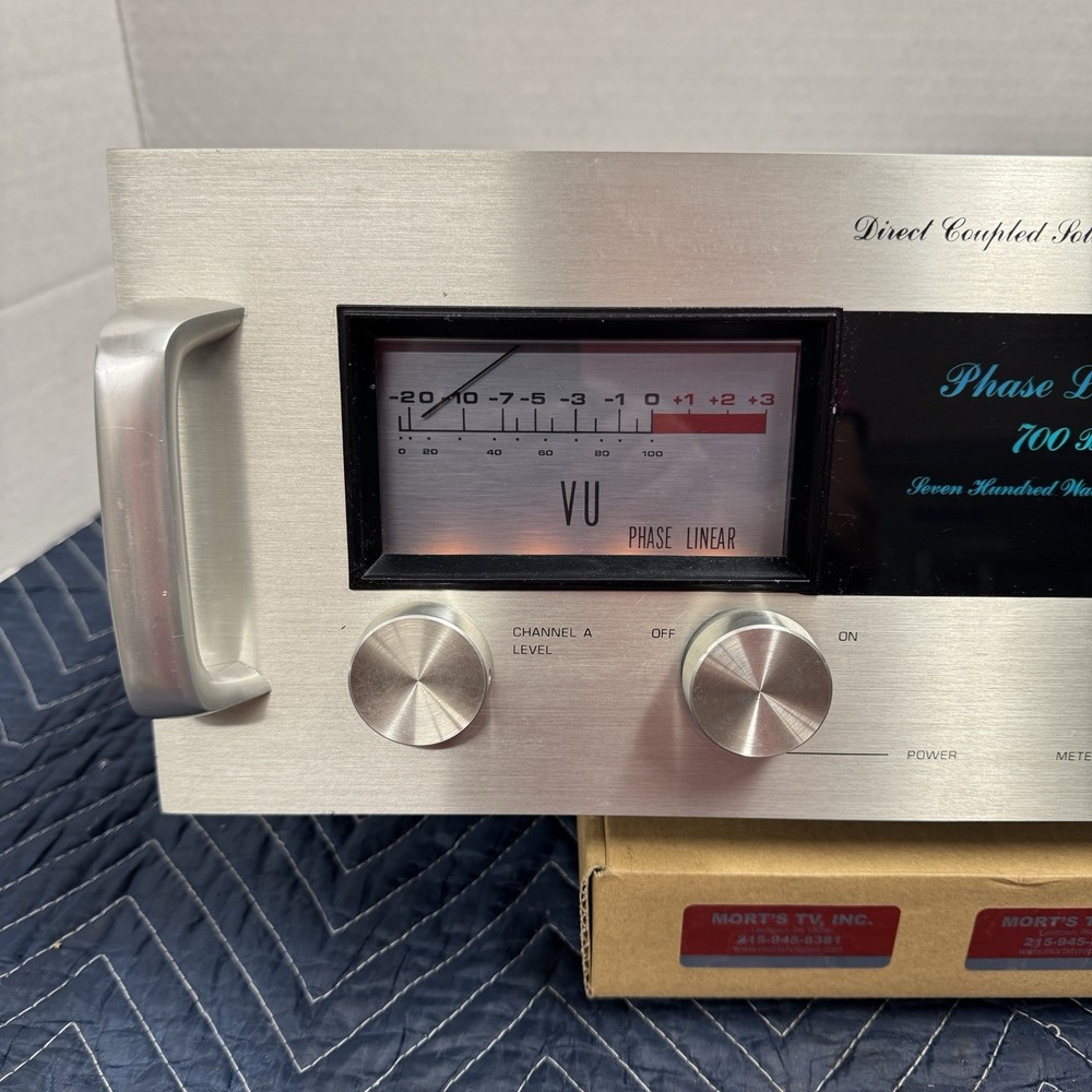 PHASE LINEAR 700B 2-CHANNEL STEREO POWER AMPLIFIER - SERVICED - CLEANED - TESTED
