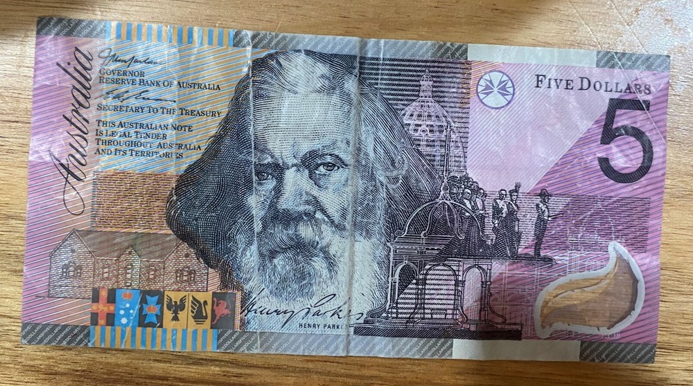 Banknote Australia P56a 5 Dollars 2001, polymer
