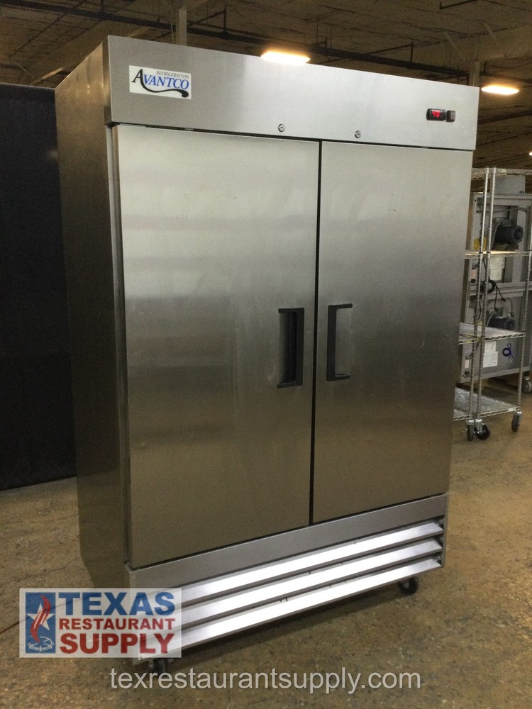 Avantco 178A49RHC 54” 2 Solid Door Refrigerator With Casters