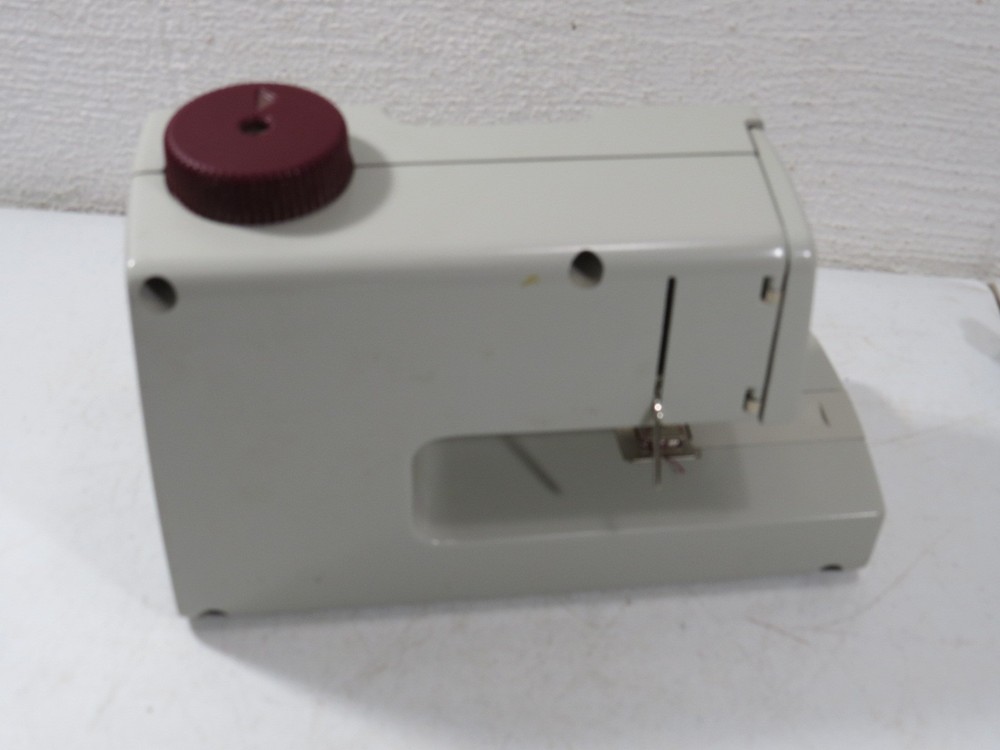Vintage Singer Sewing Machine Tiny Tailor M100A Tested With Power Cord