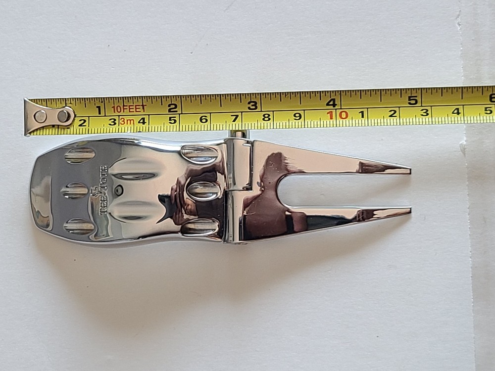 Tee Tote Metal Divot Tool Plus Tee Tote Alignment Ball Marker