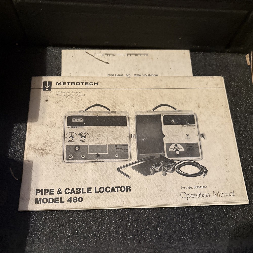 Metrotech 480 Pipe & Cable Locator Set W/ Case & Manual