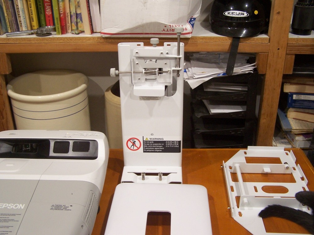 Complete Epson BrightLink 450Wi Interactive Projector / H317A lamp hours 41