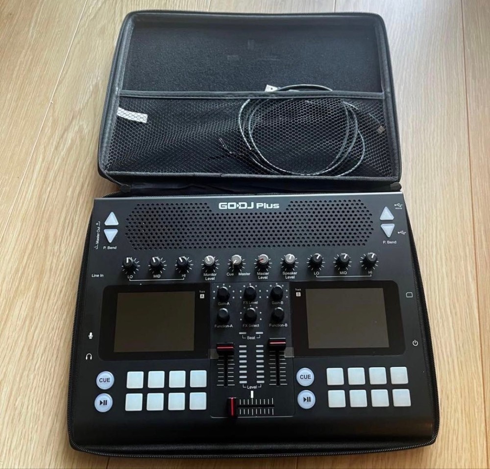 GODJ PLUS Portable DJ System 2-Channel Screen speaker