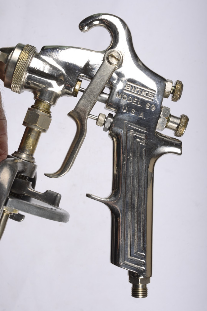 Binks Model 69 Spray Gun