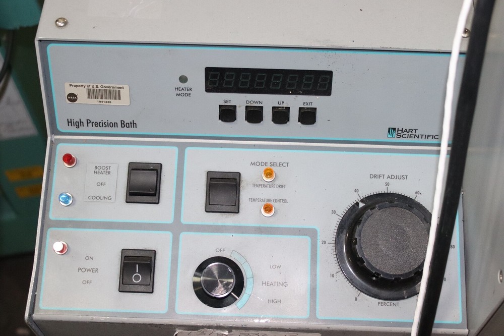 HART SCIENTIFIC HIGH PRECISION BATH 7007 230V BATH TEMPERATURE CALIBRATOR