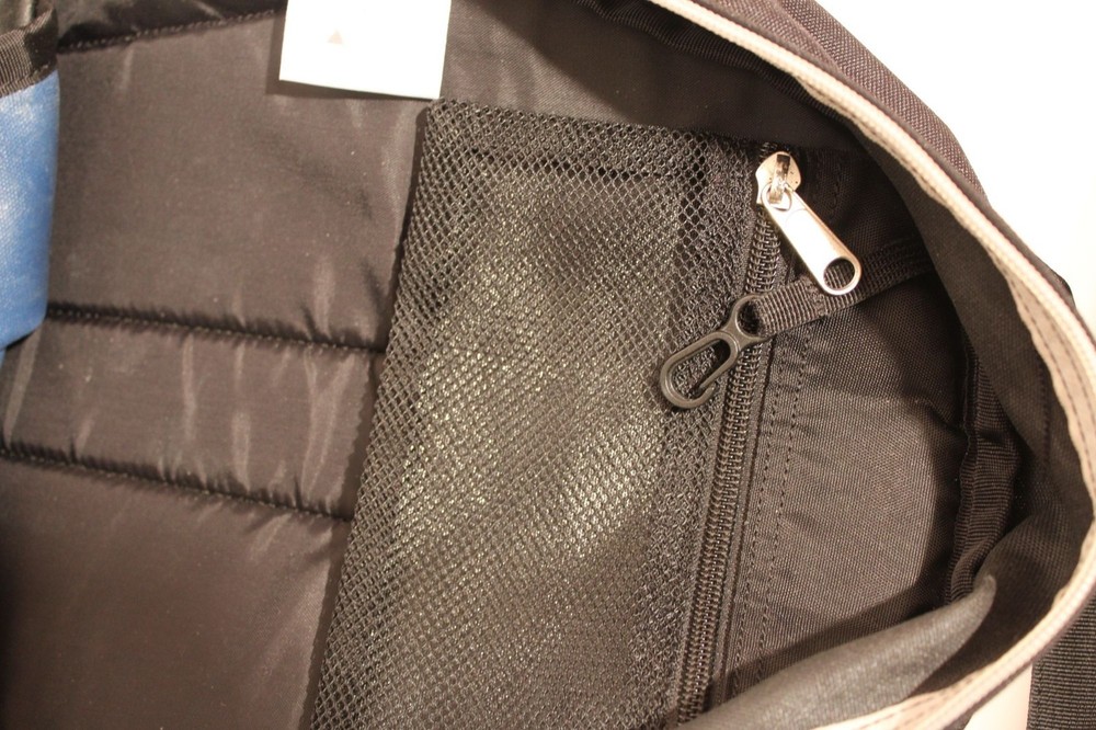 Vintage North Face Mopack Backpack Black & Blue Adjustable Straps & Side Pockets