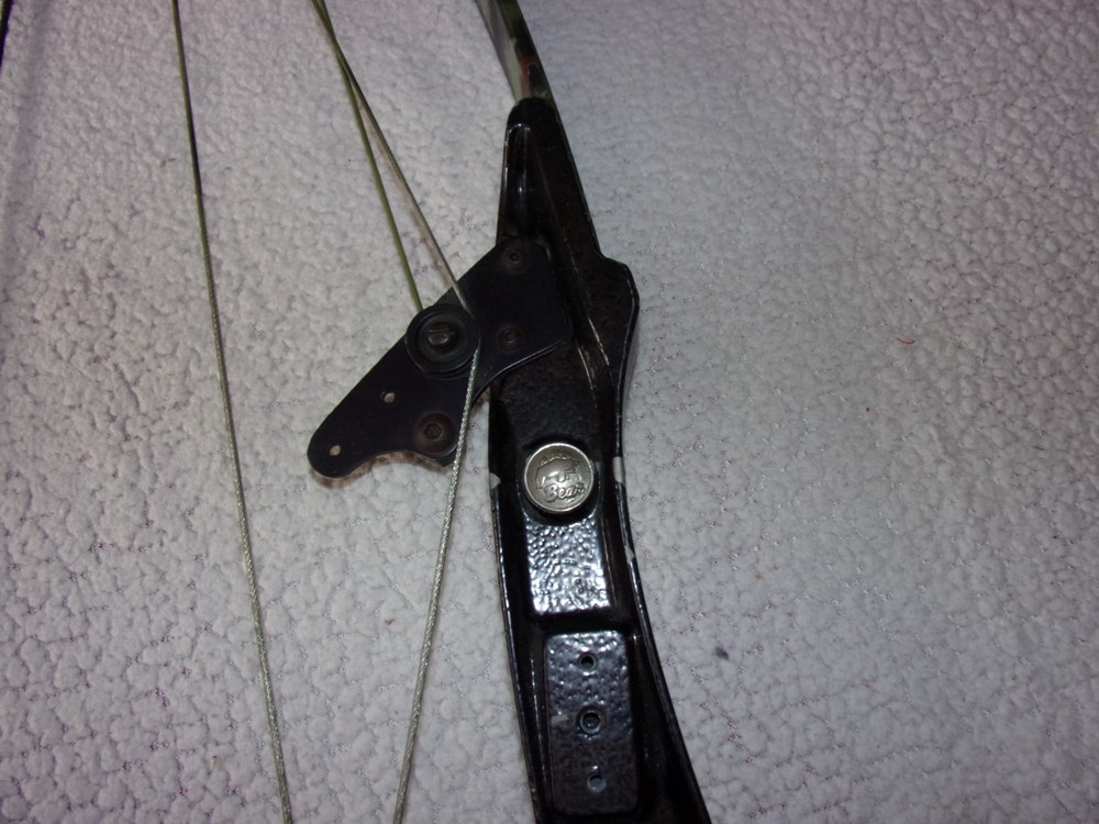 Bear Whitetail Hunter Compound Bow