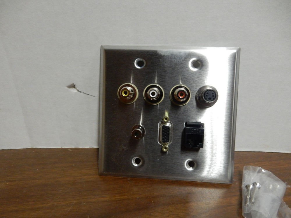 BLACK BOX CBUT336056 NETWORK PANEL AV AUDIO VIDEO IMPUT CAT 5 PLUG L-COM MD44FF