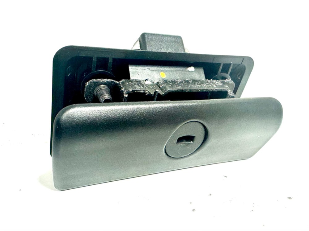 Glove Box Latch Lock BMW 325 328 330 M3 335 X3 X5 E39 E46 E60/61 E9X E53 E83 E90