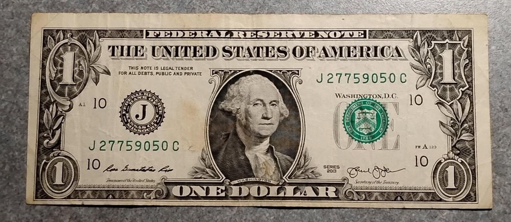 Mint Error Misaligned Seal/Miscut Borders $1 2013 J27759050C Note