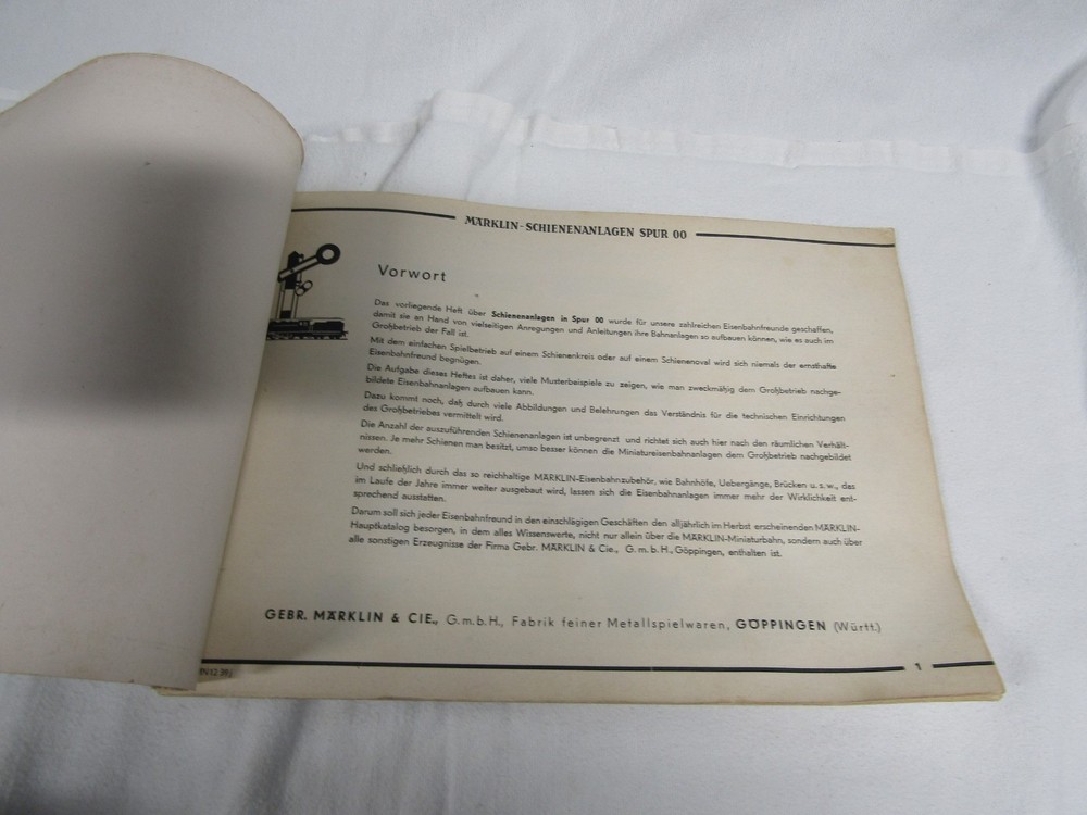 VINTAGE Model Train Catalog Marklin HO GERMAN GERMAY RAILROAD GUIDE