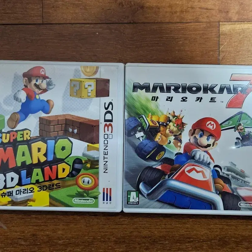 3DS Super Mario 3D Land & Mario Kart 7 Bundle