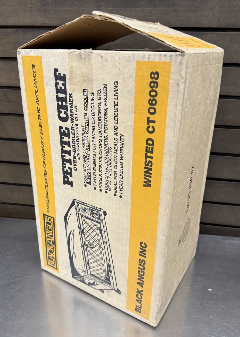 Vintage Black Angus Petite Chef Toaster Oven Broiler Warmer Woodgrain Finish
