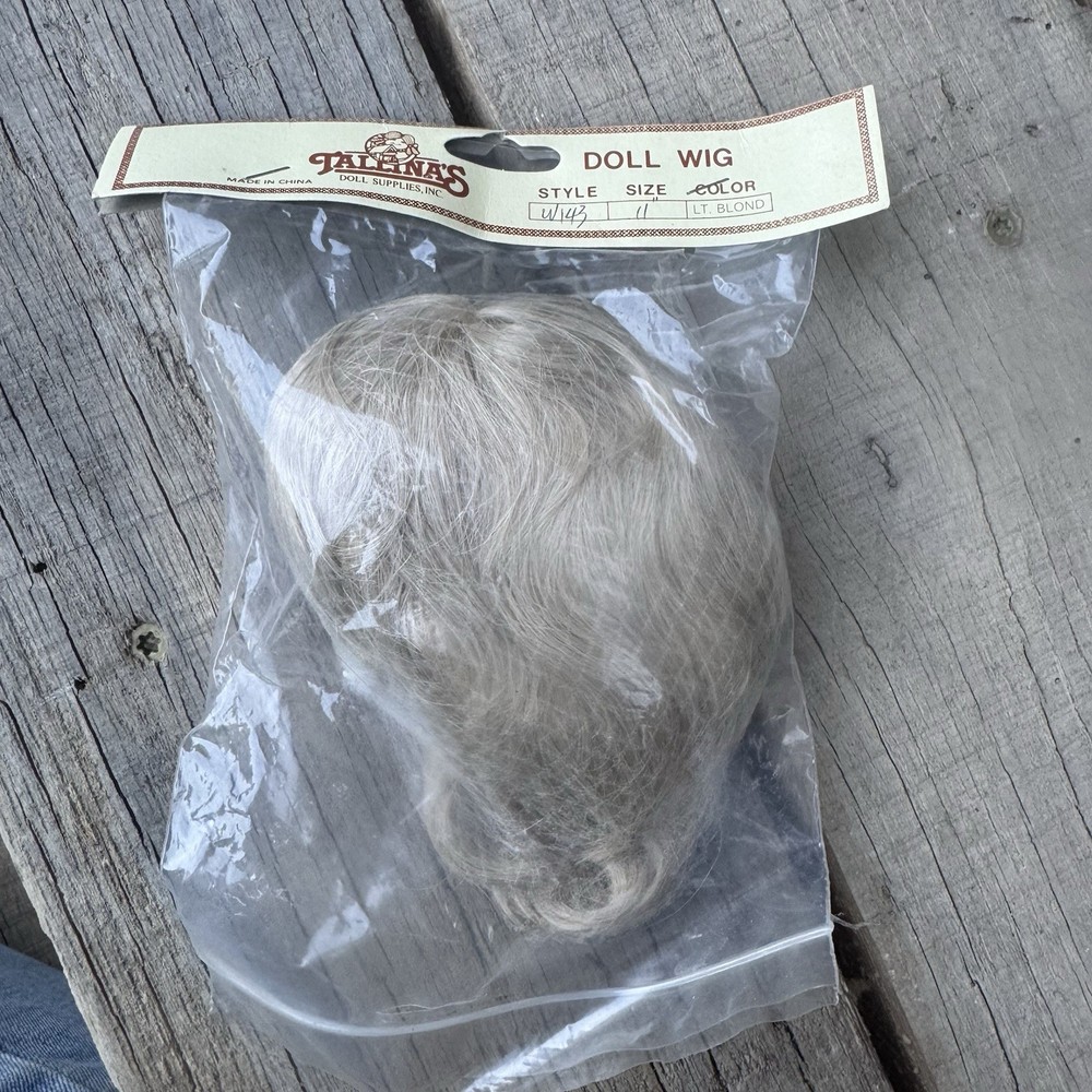 Tallinas Doll Wig Pull Cap Ringlets Side Light Blonde Style W143 11” New