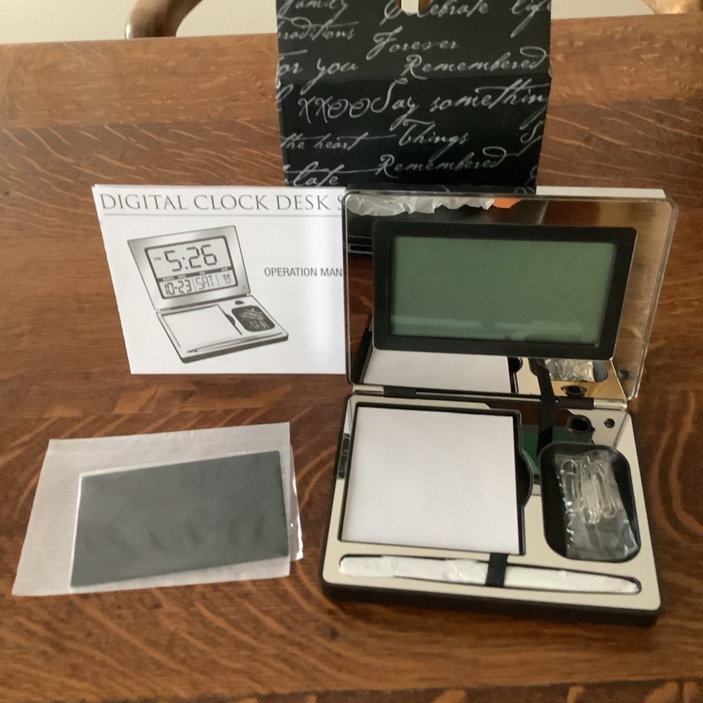 Things Remembered Clock & Pen Set,  New In Box