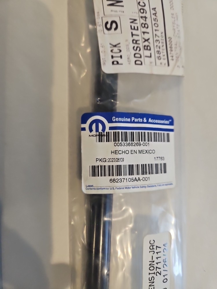 Mopar 68237105AA With End 2 Pc Free Shipping Open Box