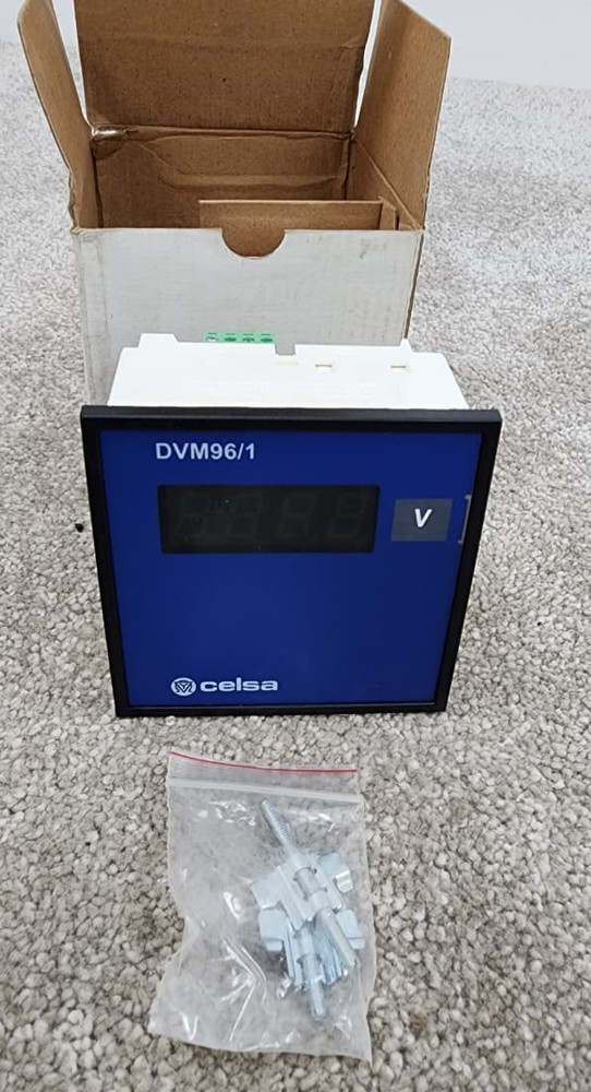 CELSA / AC Voltmeter / DVM 96/1 / 110V DC - 110V AC