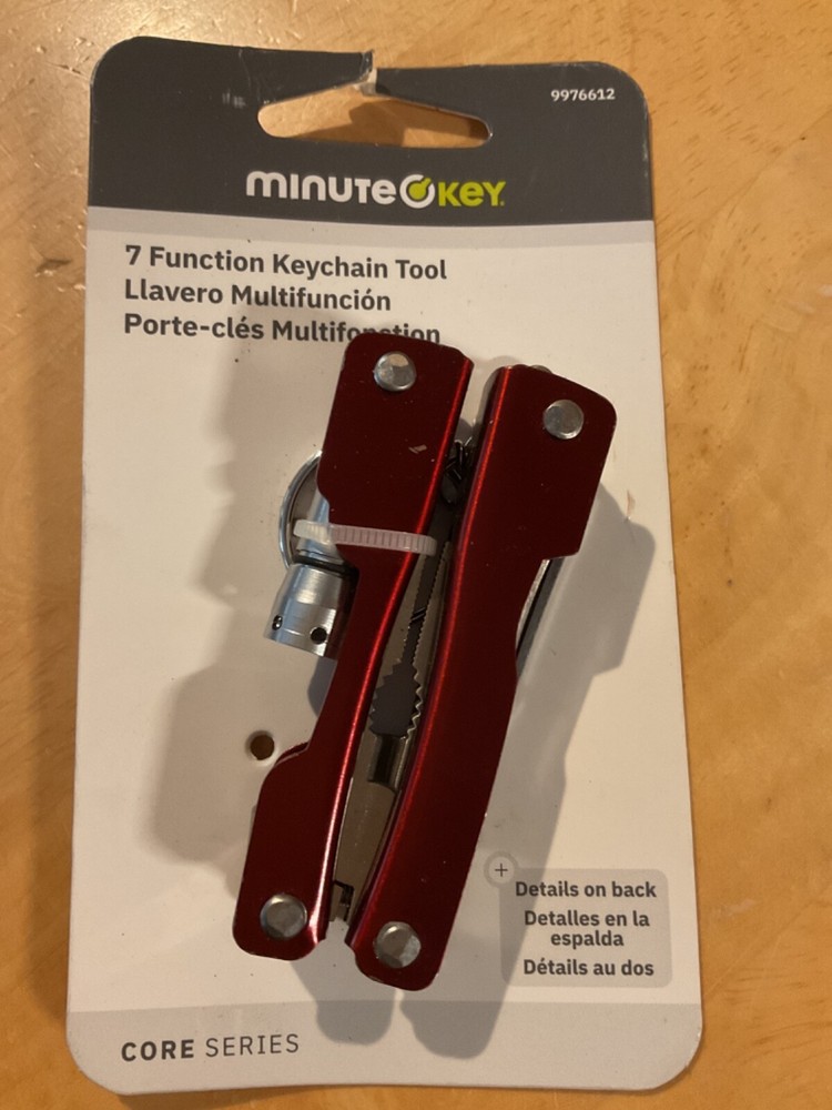 New Minute Key Core 7 Function Keychain Tool.  Red.