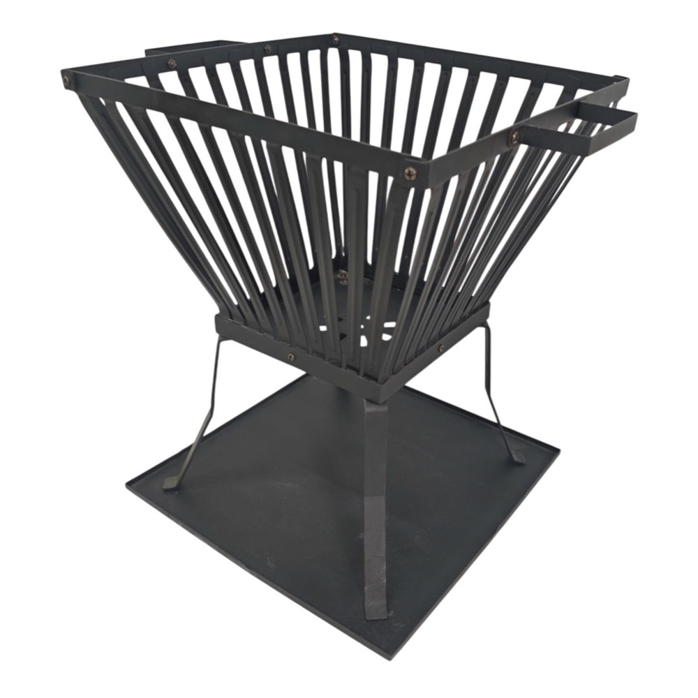 𝗦𝗧𝗘𝗘𝗟 𝗦𝗧𝗔𝗡𝗗𝗜𝗡𝗚 𝗙𝗜𝗥𝗘 𝗕𝗔𝗦𝗞𝗘𝗧 - H45cm x W39cm