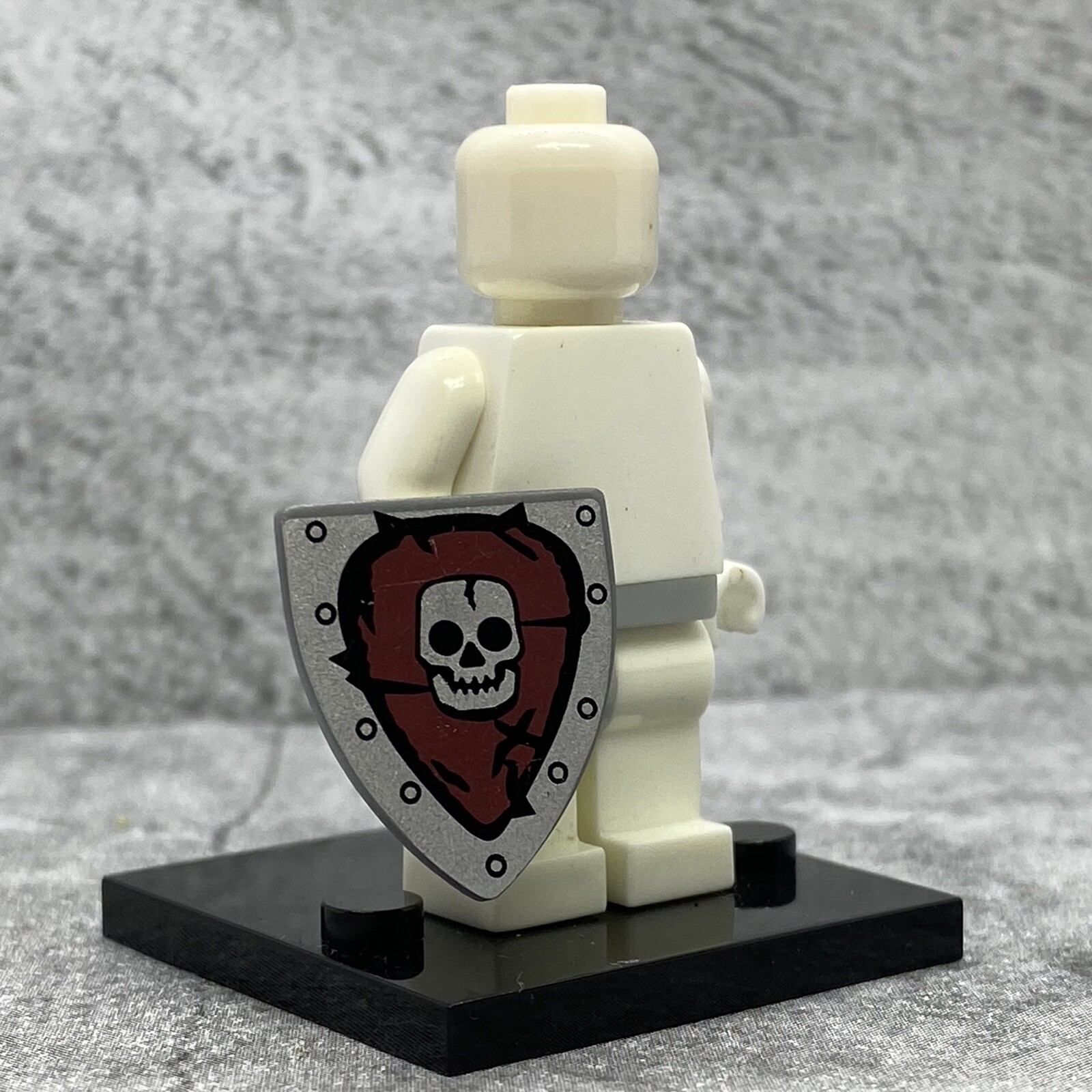 3pack Custom Classic Skull Shield Small Block Accessory for Minifigures D9DPA31
