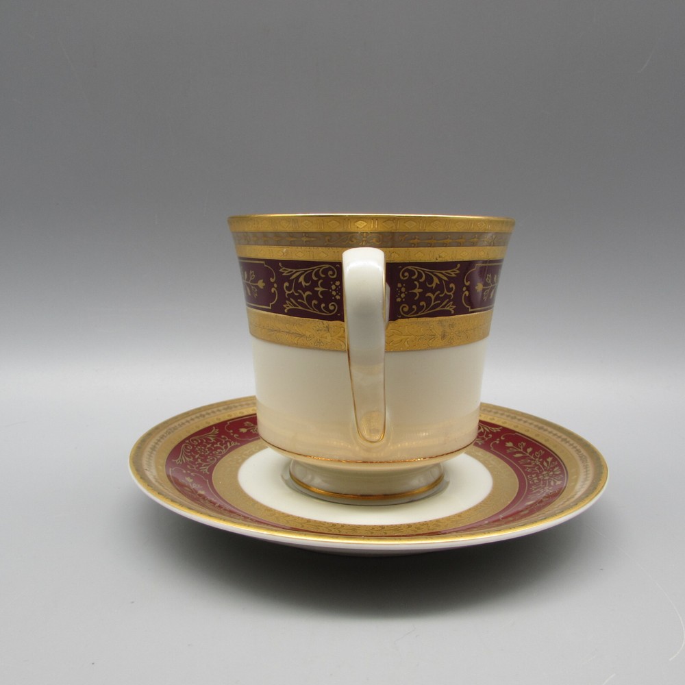 Mikasa Fine China Dynasty - Red 5pc Place Setting