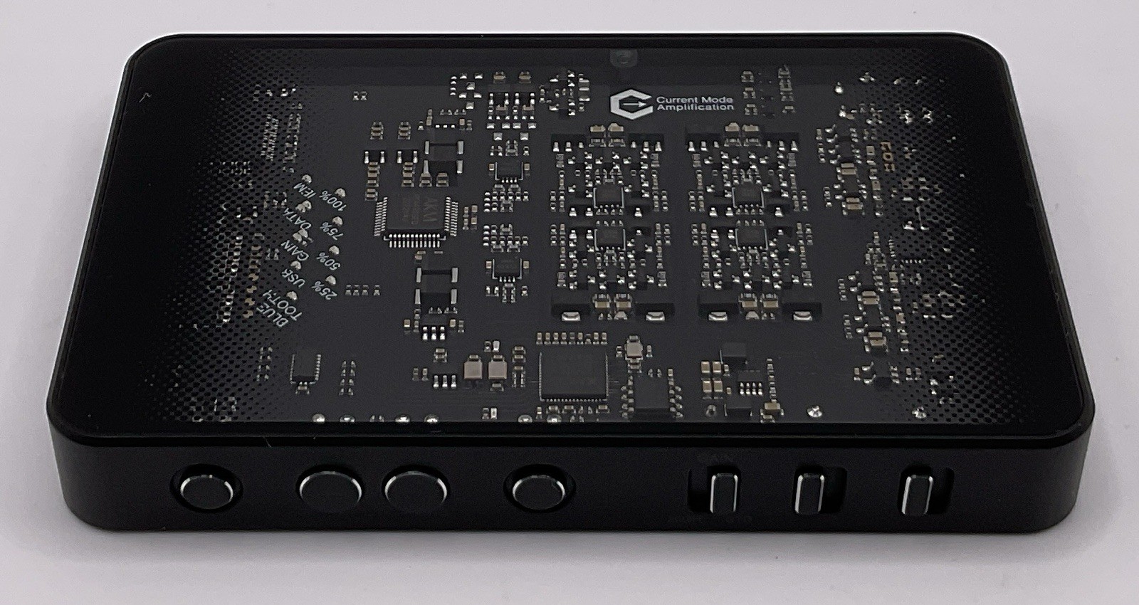 Questyle Sigma Portable DAC & Headphone Amplifier With Questyle Magnetic Case